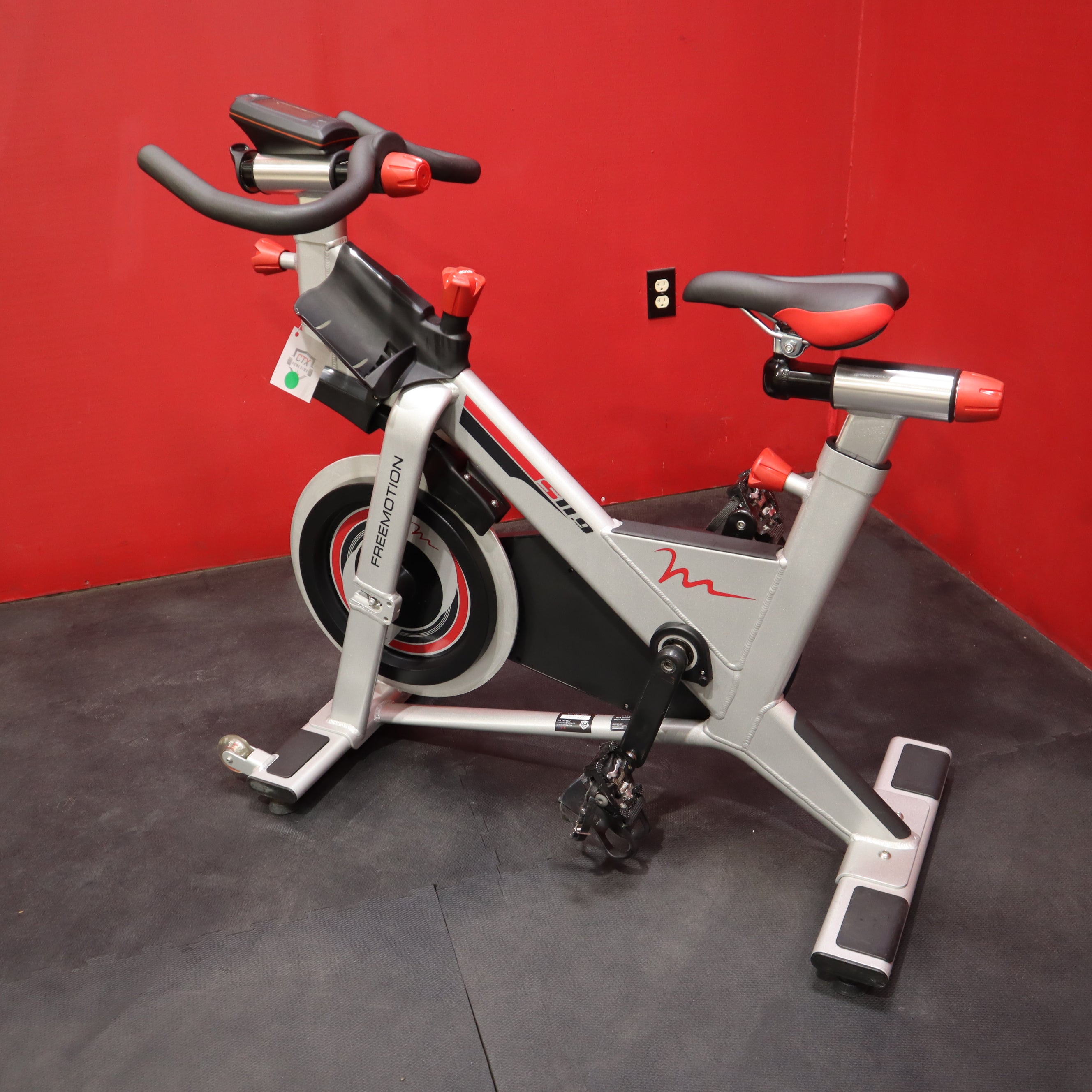 FreeMotion, Freemotion S11.9 Indoor Cycle mit Kettenantrieb und Konsole (Refurbished)