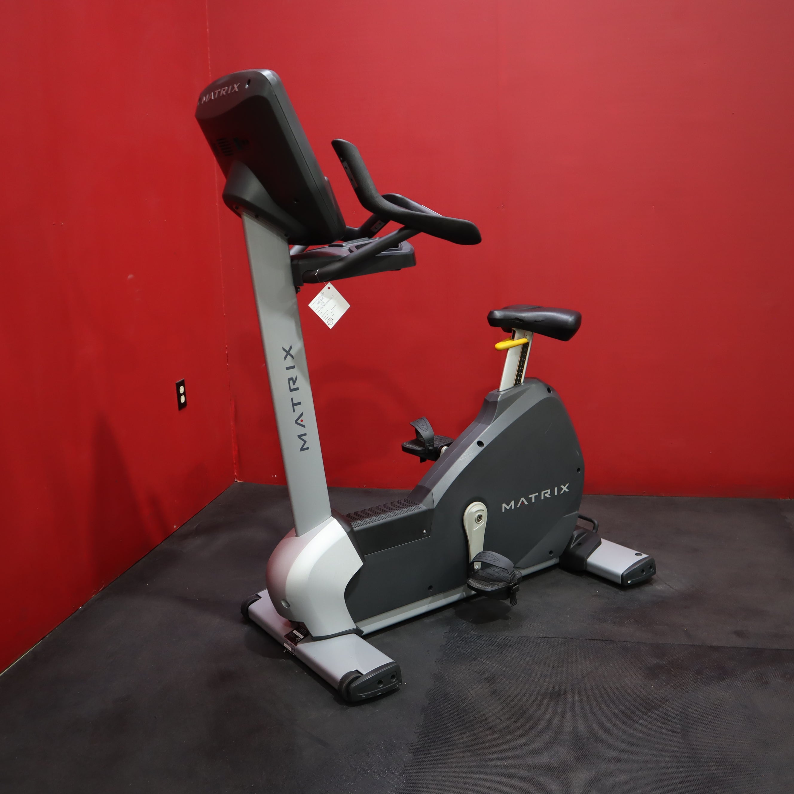 Matrix, Matrix U7xe Upright Bike (Refurbished)