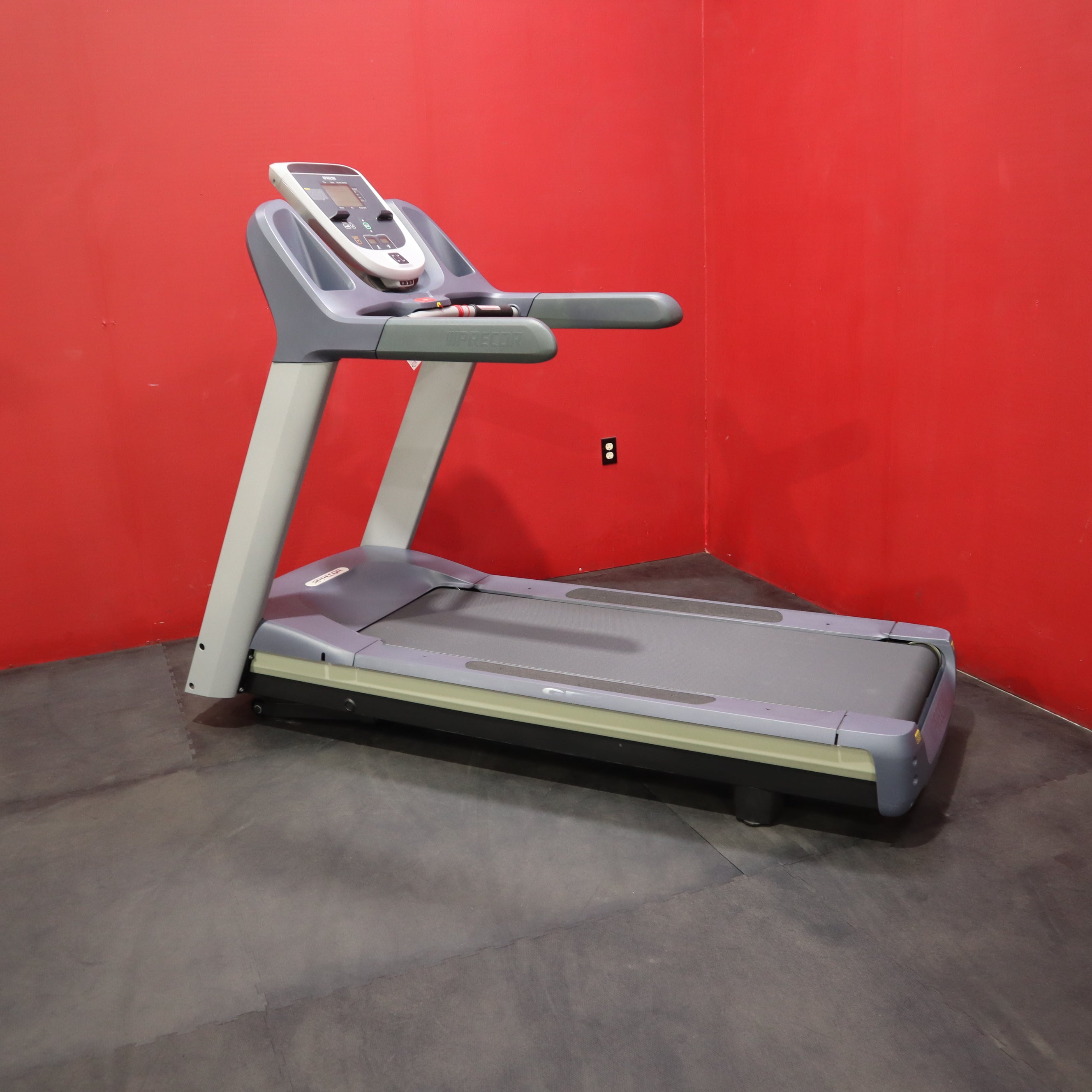 Precor, Precor TRM 823 mit P20-Konsole (überholt)