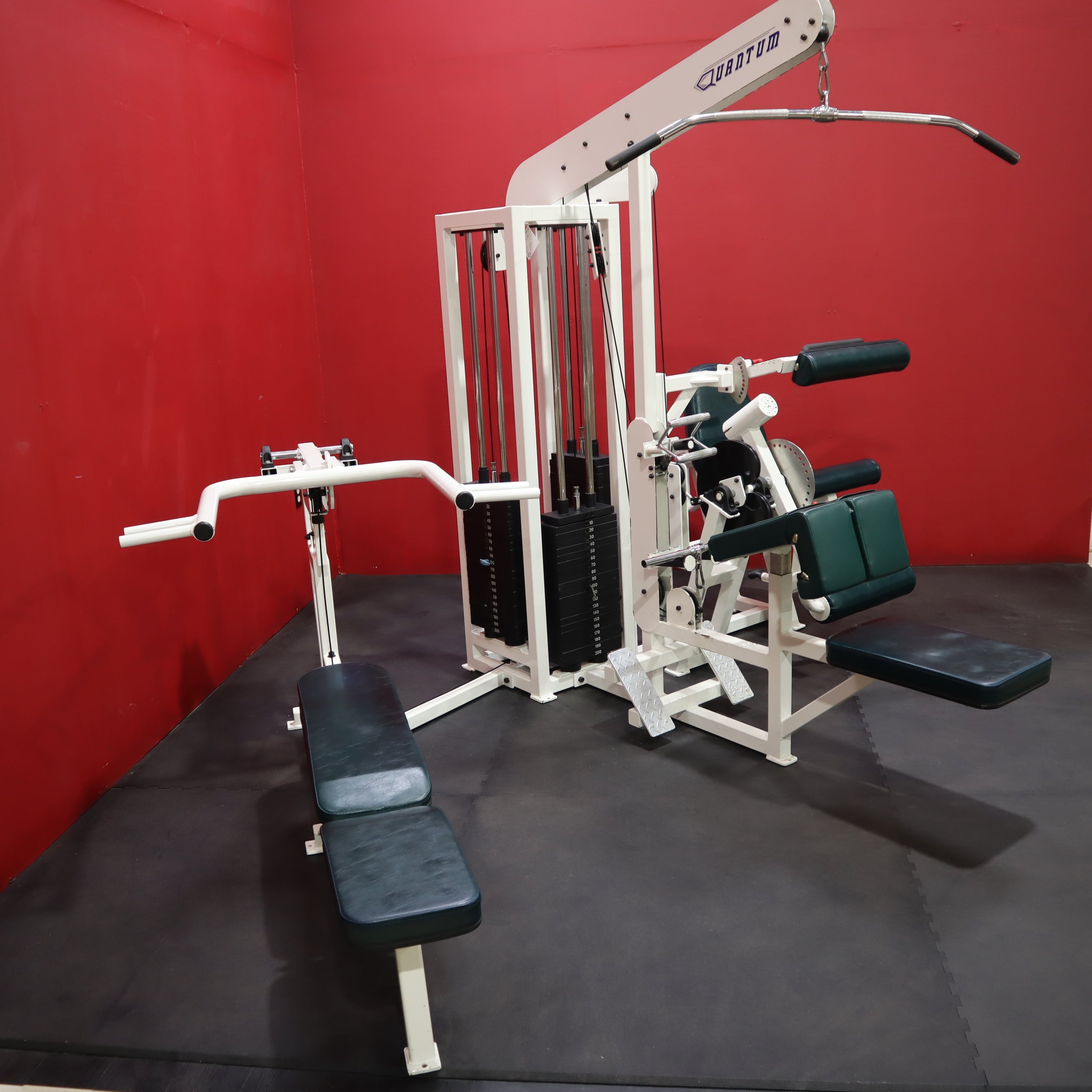 Quantum, Quantum 3 Stack Multi Station Gym (Gebraucht)